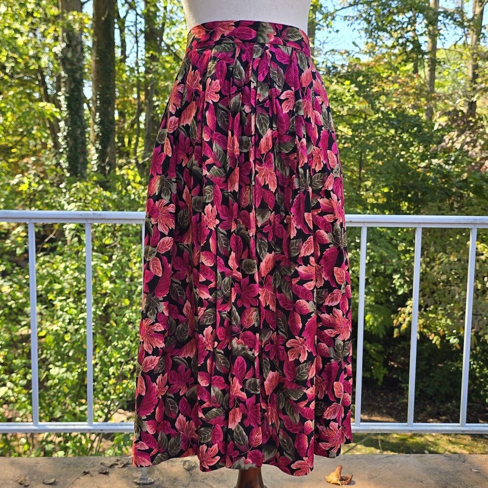 Vtg Handmade Long Pleated Skirt Red Fall‎ Leaves Soft Cotton Blend Cottagecore